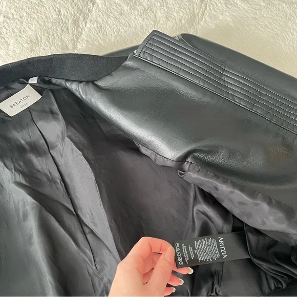 SOLD on lnsta: BADDEST.OUT.THERE2 - Picture 13 of 15